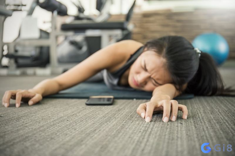 Ngủ mơ thấy anh em đang nói chuyện với xác chết mơ thấy người chết