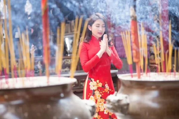 Nằm chiêm bao thấy đi chùa đánh số mấy – Ý nghĩa của những giấc mơ đi chùa là gì? Nằm chiêm bao thấy đi chùa đánh số mấy - Ý nghĩa của những giấc mơ đi chùa là gì?