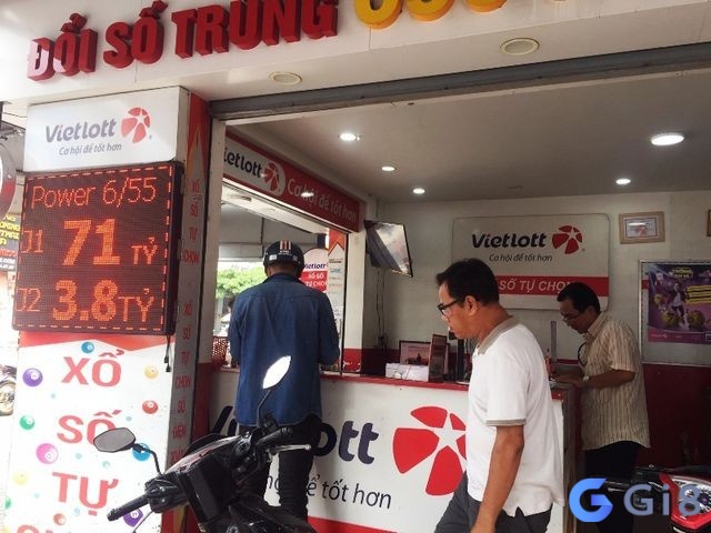 Mua vé số trực tiếp tại quầy bán Mua vé số trực tiếp tại quầy bán