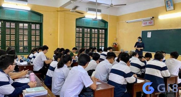 Mơ đi học đánh con gì – Luận giải chiêm bao thấy đi học Mơ đi học đánh con gì - Giải mã giấc mơ thấy đi học