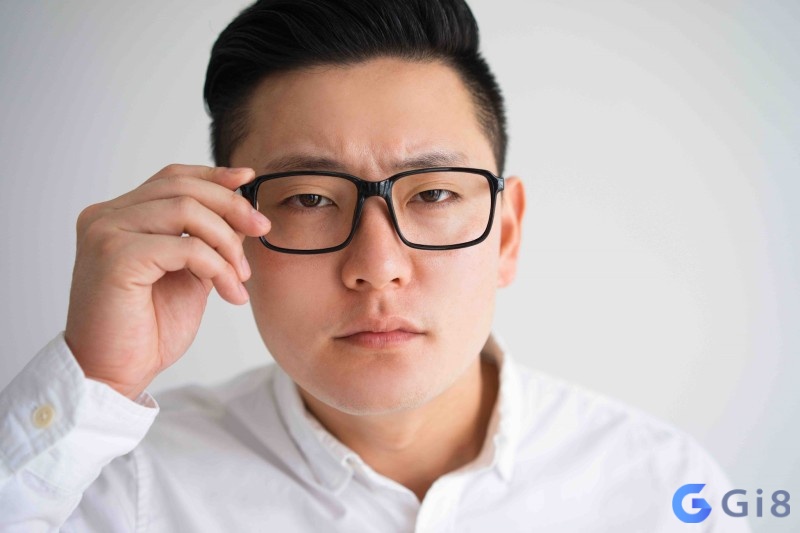 Mơ thấy mình đang đeo kính cho thấy bạn cần sự giúp đỡ của người khác Mơ thấy mình đang đeo kính cho thấy bạn cần sự giúp đỡ của người khác