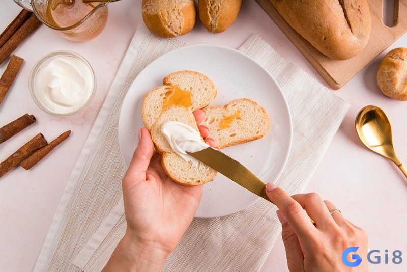 Mơ thấy ăn bánh mì là hiện tượng thú vị mà nhiều người trải nghiệm Mơ thấy ăn bánh mì là hiện tượng thú vị mà nhiều người trải nghiệm