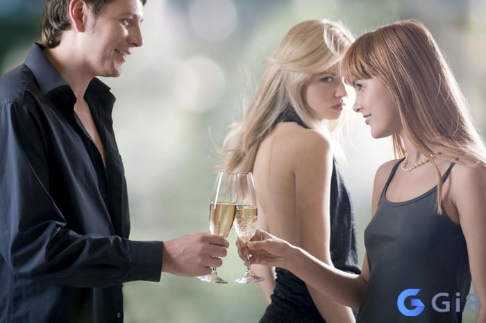Mơ chồng ngoại tình với người lạ phản ánh sự thiếu tự tin của bạn vào bản thân Mơ chồng ngoại tình với người lạ phản ánh sự thiếu tự tin của bạn vào bản thân